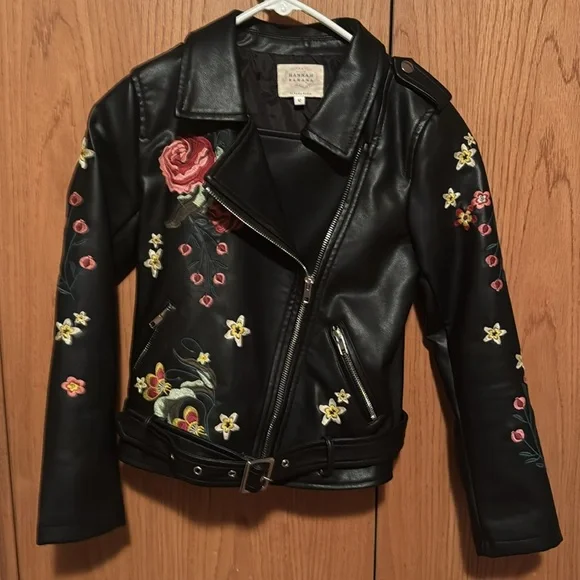 Jacket and skirt set. Black. - Picture 2 of 9